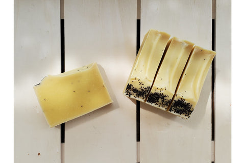 Lemon Poppyseed Invigorating Bar